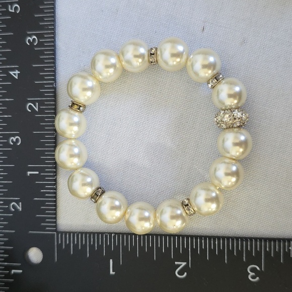 Elegant White Glass Pearl with Rhinestone Necklace Earrings and Bracelet Set - Picture 17 of 17